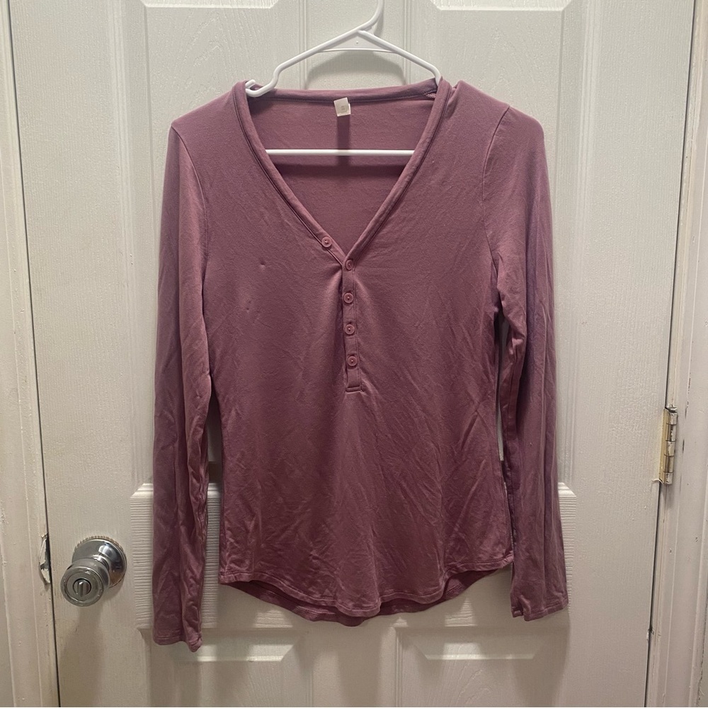 Athleta womens sugarplum mauve henley long sleeve nighttime bliss shirt - Picture 3 of 5